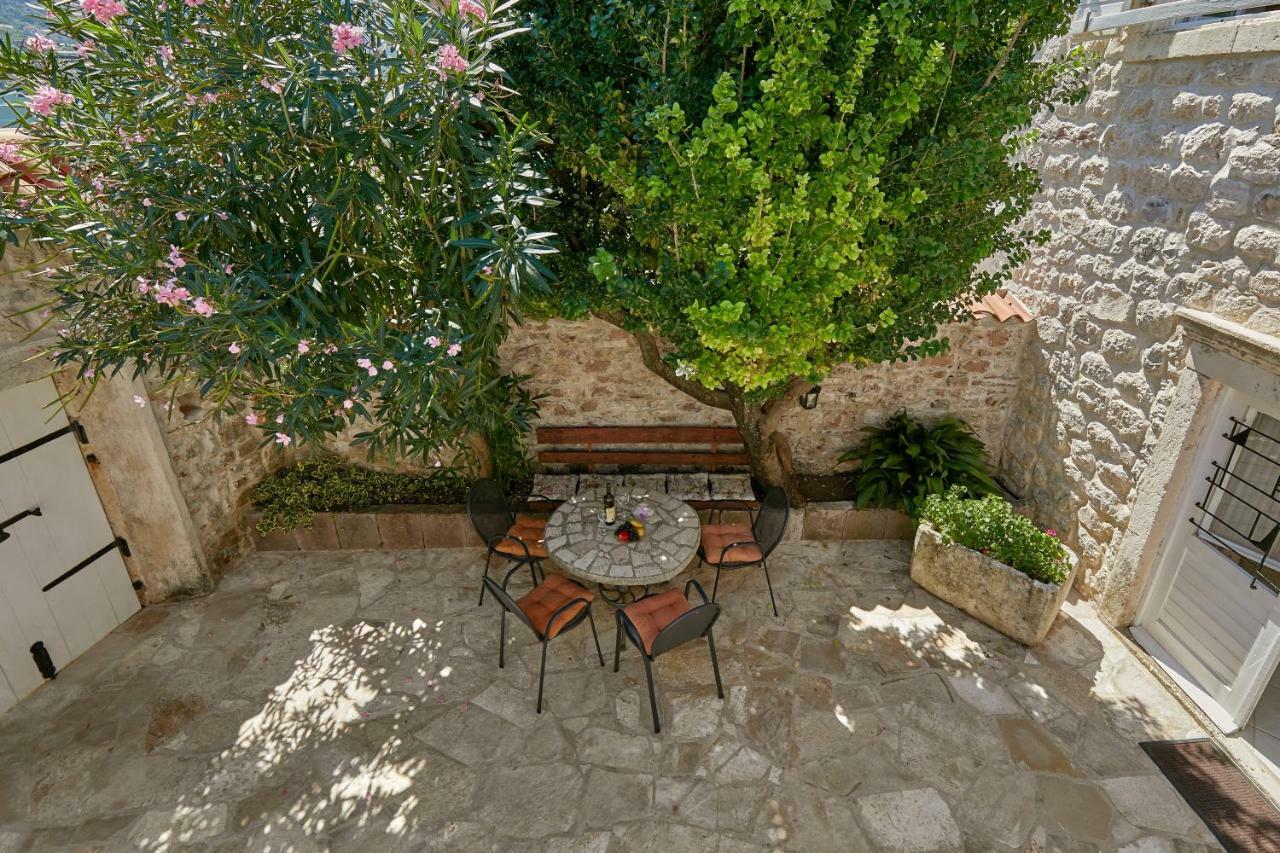 Mediterranean Holiday House & Apartments Kotor Dış mekan fotoğraf