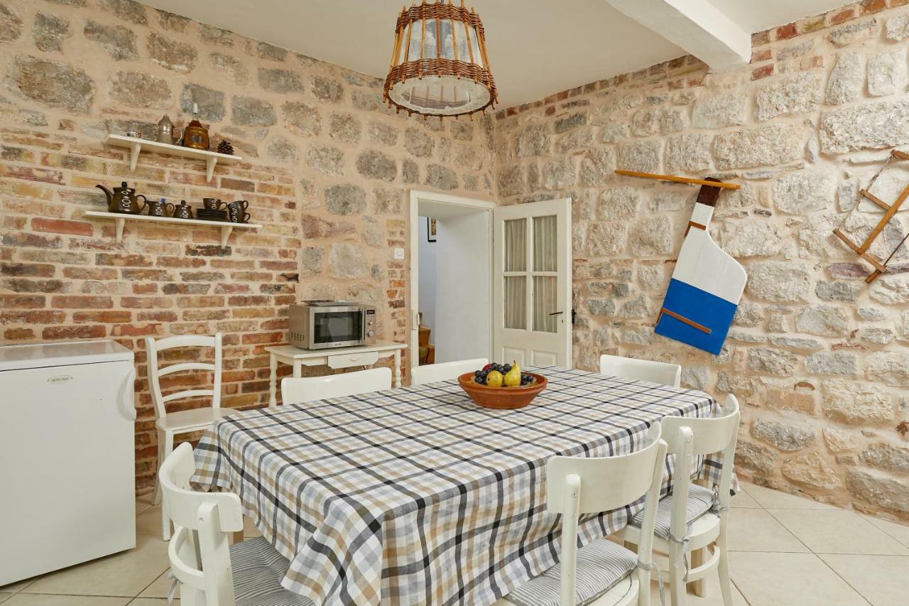 Mediterranean Holiday House & Apartments Kotor Dış mekan fotoğraf